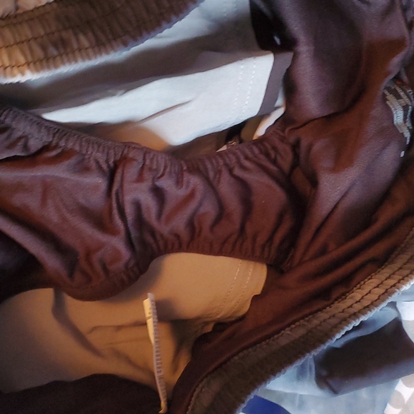 Champion Shorts NWT SIZE L - Picture 4 of 4